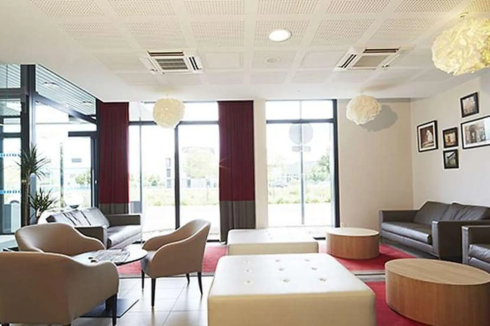 Lieux événementiels, KYRIAD LYON EST MEYZIEU ZI AÉROPORT***