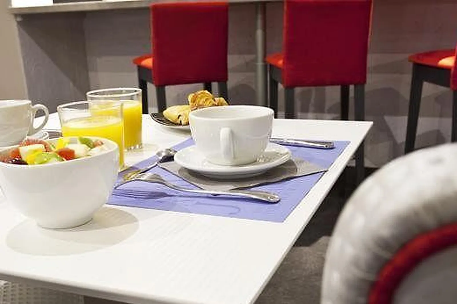 Lieux événementiels, KYRIAD MARSEILLE PARADIS ***