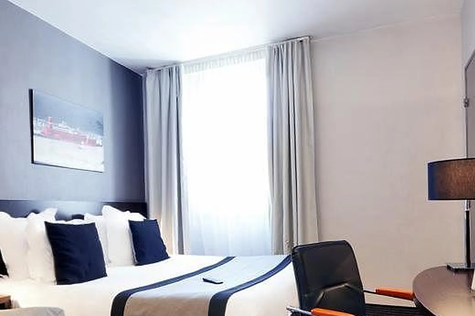 Lieux événementiels, KYRIAD MARSEILLE PARADIS ***