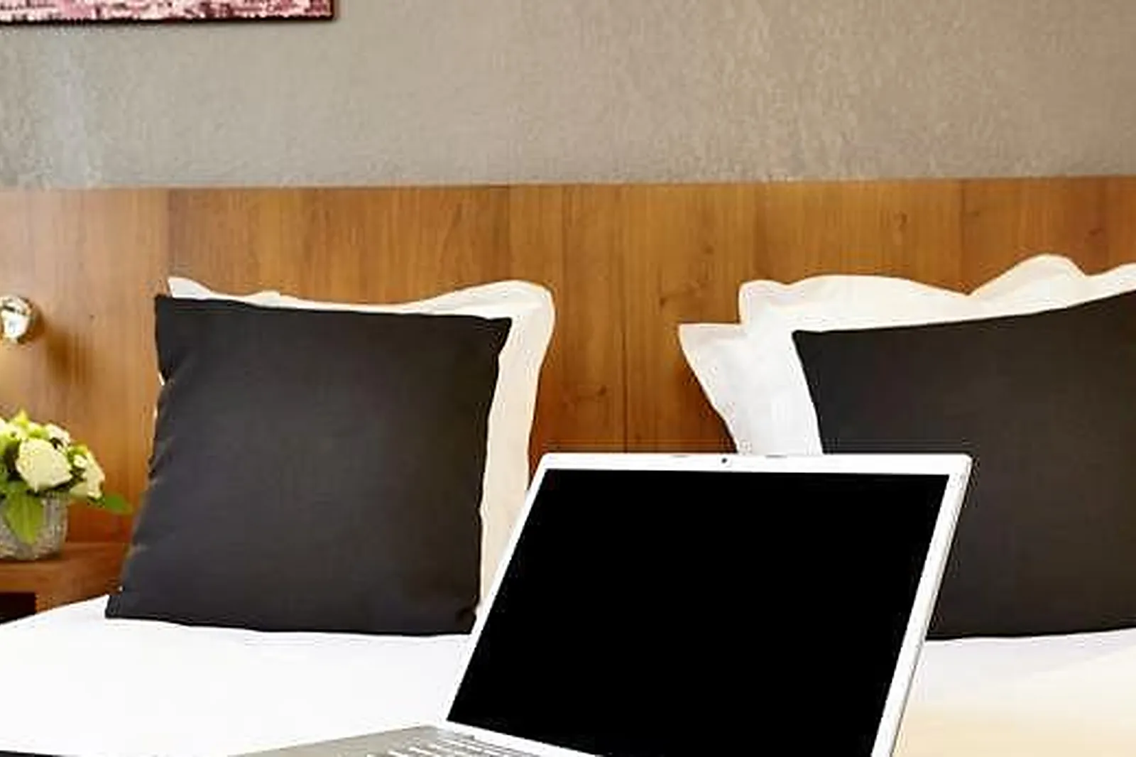 Lieux événementiels, KYRIAD MARSEILLE PARADIS ***