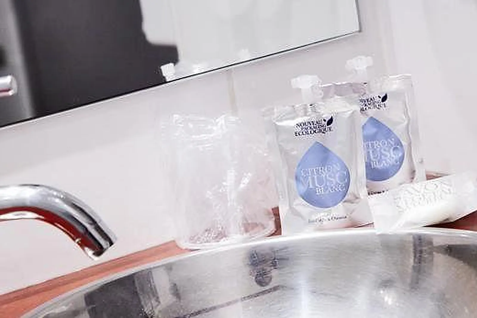 Lieux événementiels, KYRIAD MARSEILLE PARADIS ***