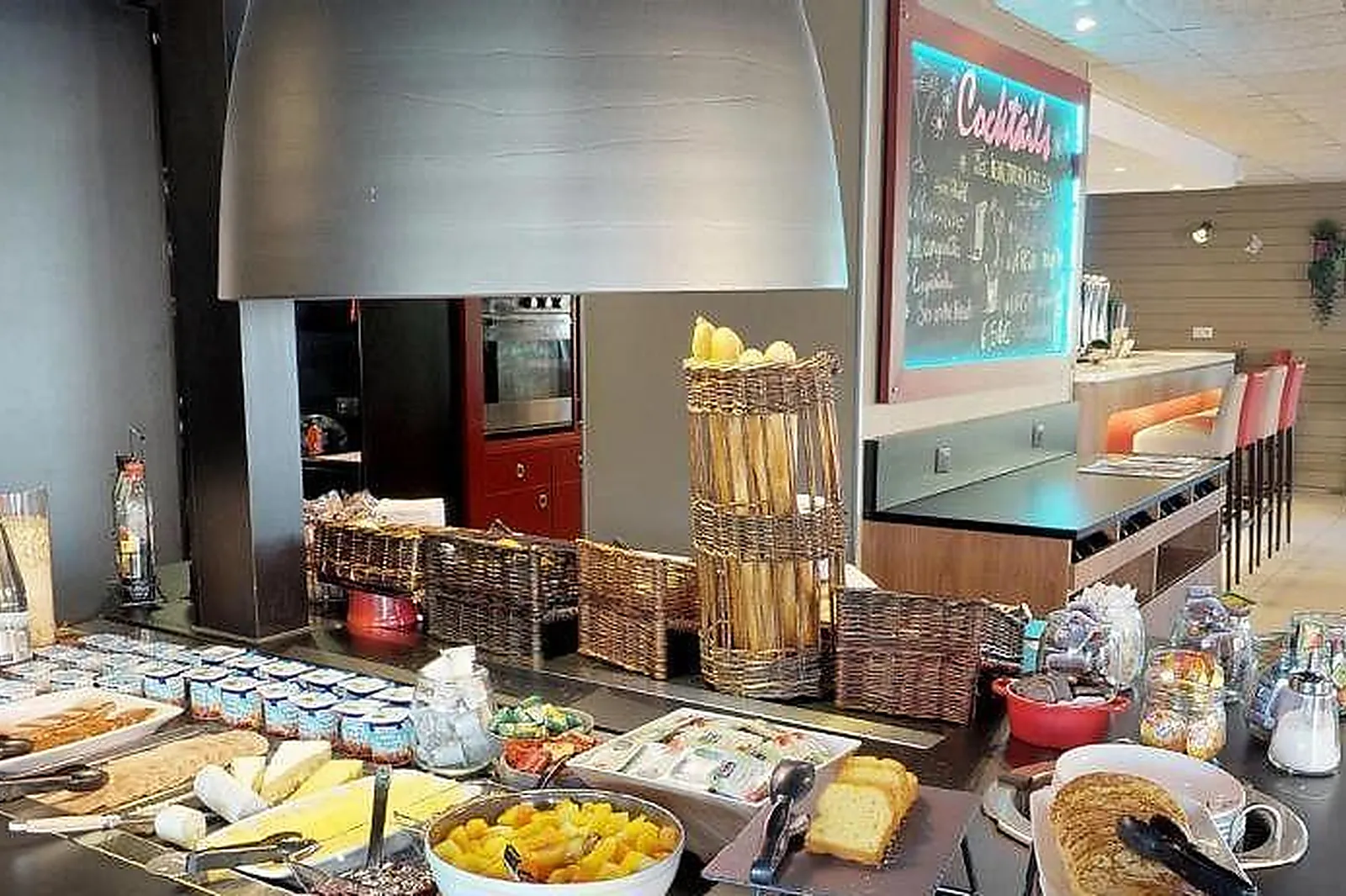 Lieux événementiels, KYRIAD NANTEUIL-LÈS-MEAUX***