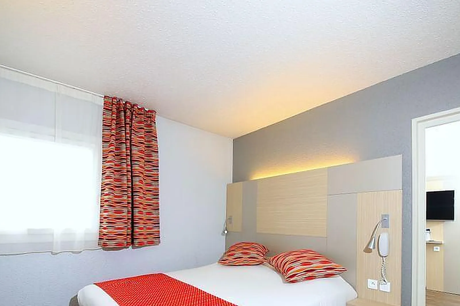 Lieux événementiels, KYRIAD PALAIS DES CONGRÉS VÉLODROME ***