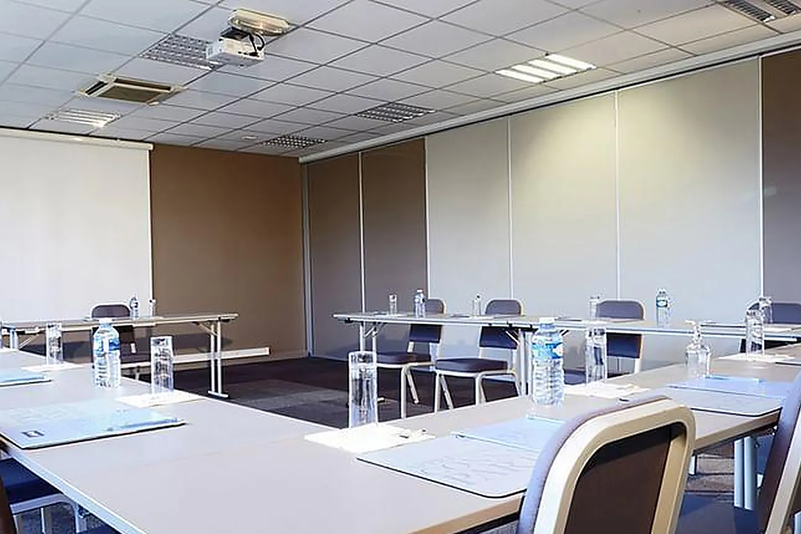 Lieux événementiels, KYRIAD VOIRON CHARTREUSE CENTR'ALP***