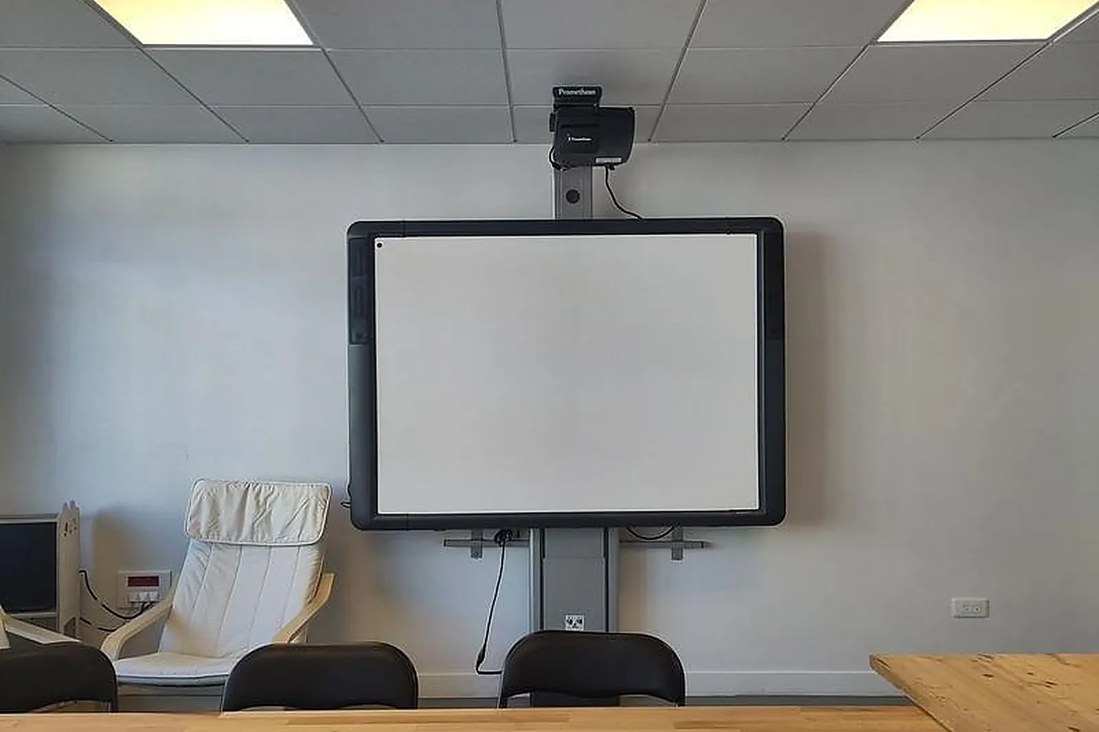 Lieux événementiels, POLE SOCIAL EXPERT