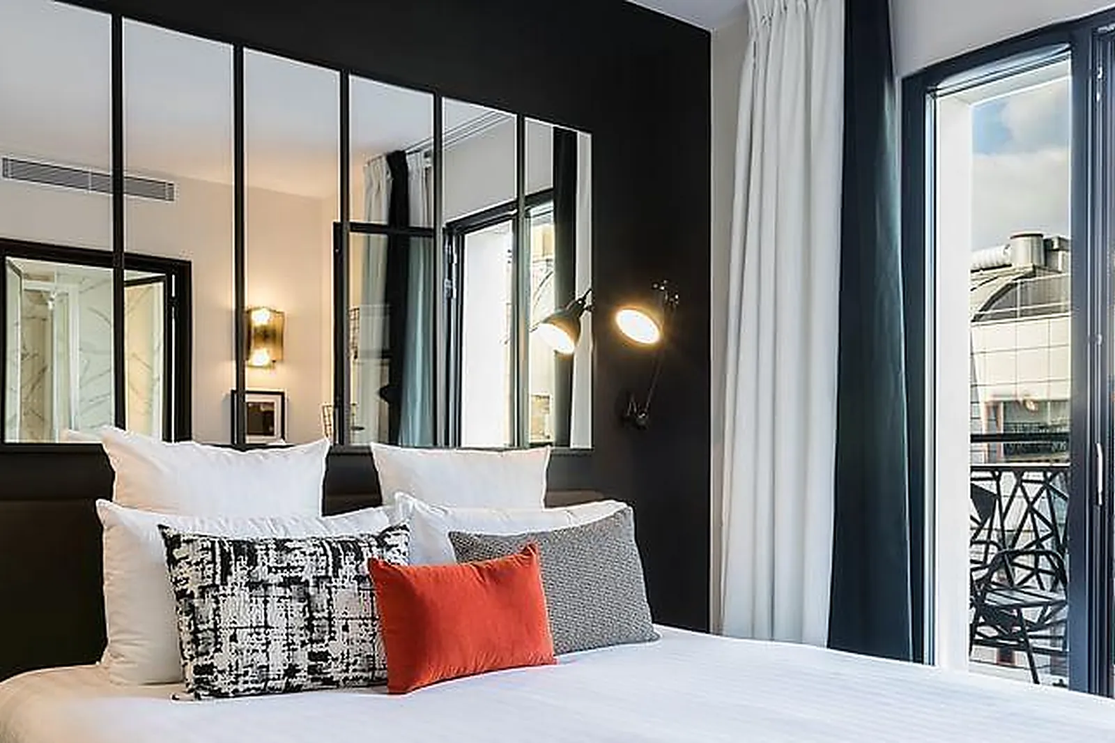 Lieux événementiels, LAZ' HÔTEL SPA URBAIN