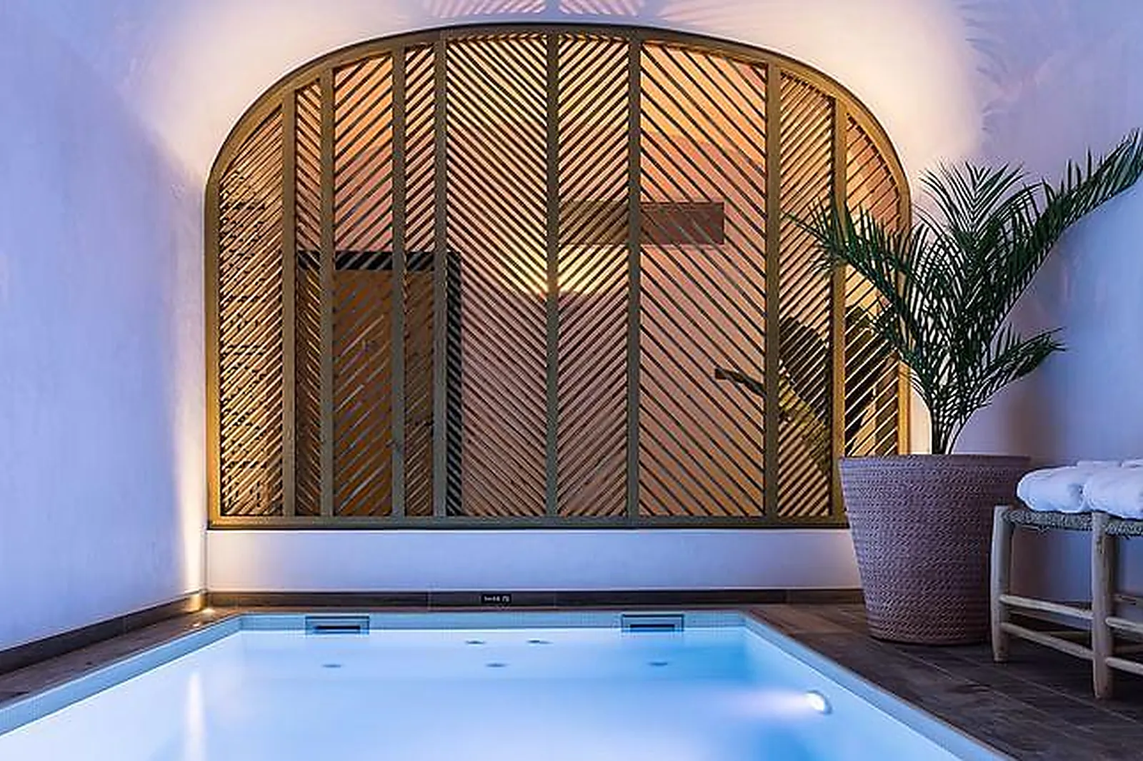 Lieux événementiels, LAZ' HÔTEL SPA URBAIN