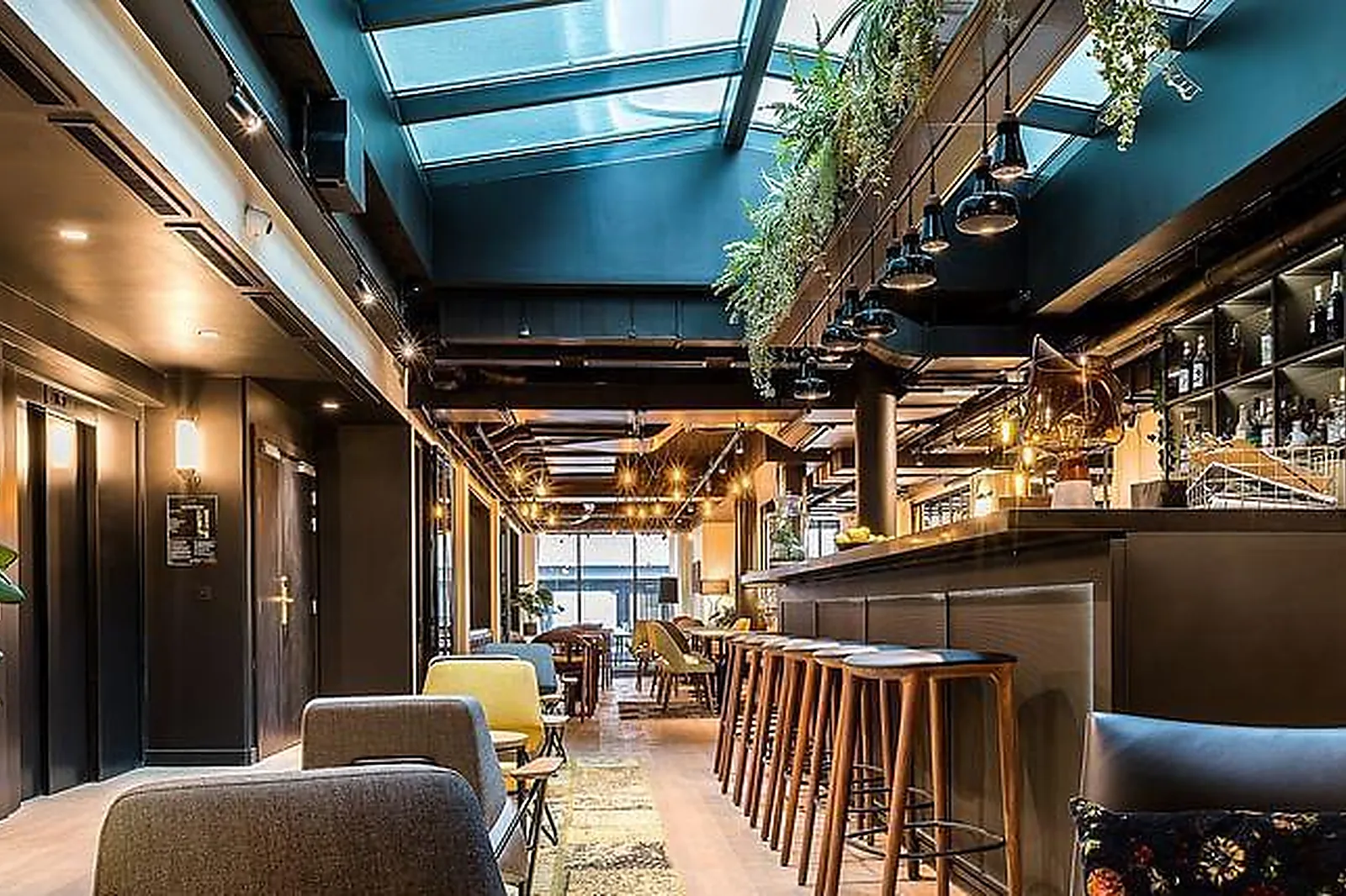 Lieux événementiels, LAZ' HÔTEL SPA URBAIN