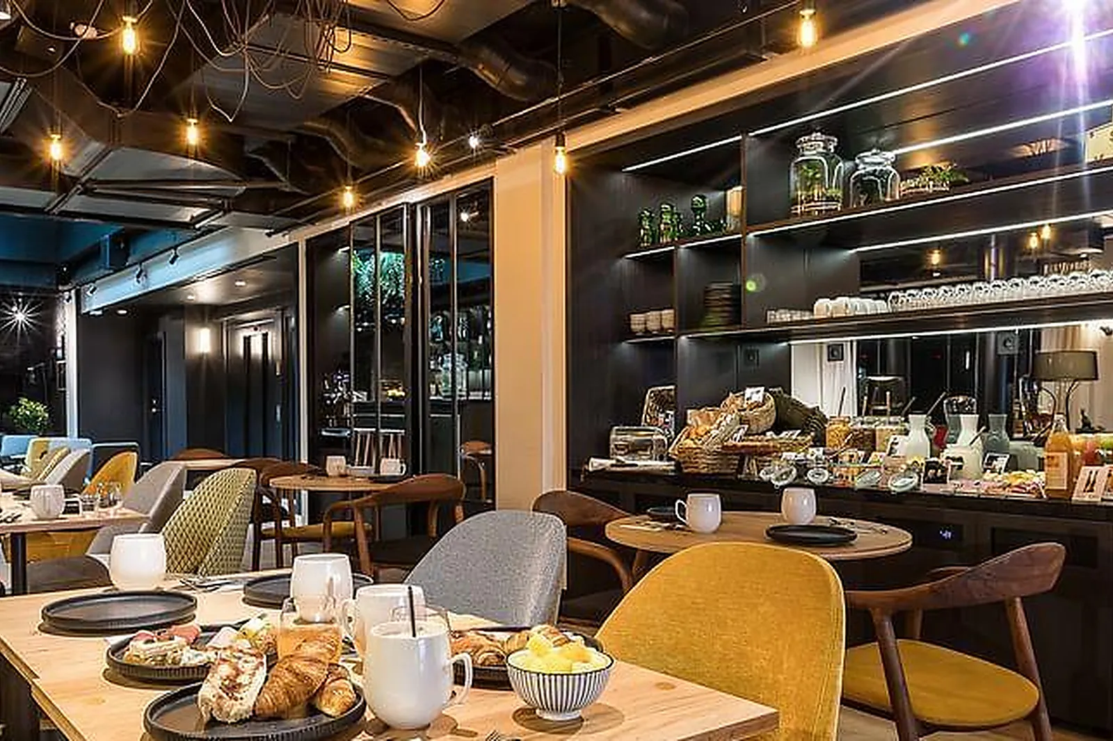 Lieux événementiels, LAZ' HÔTEL SPA URBAIN