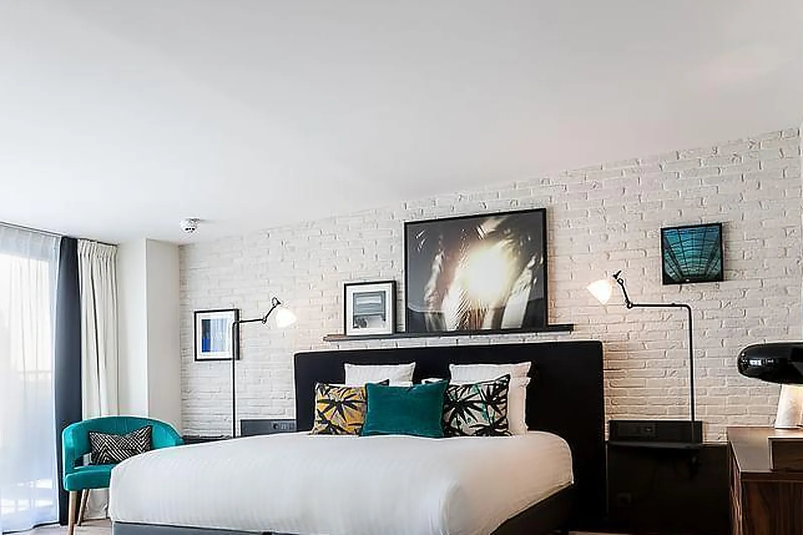 Lieux événementiels, LAZ' HÔTEL SPA URBAIN