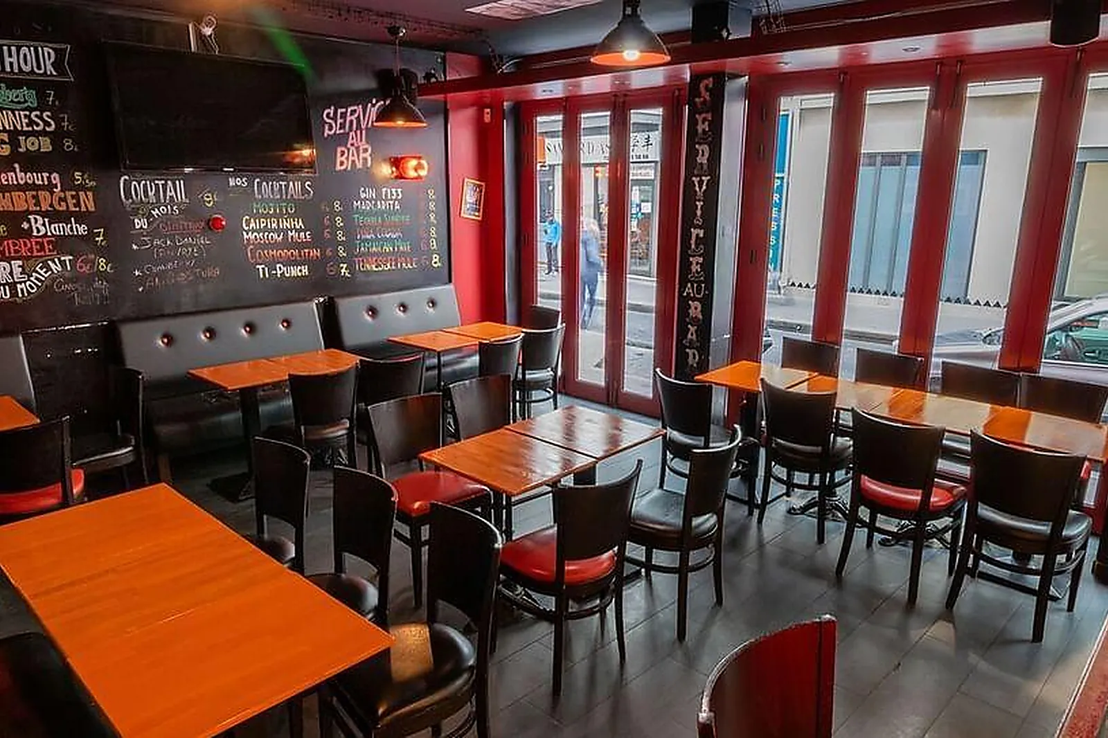 Lieux événementiels, L'ADADA BAR