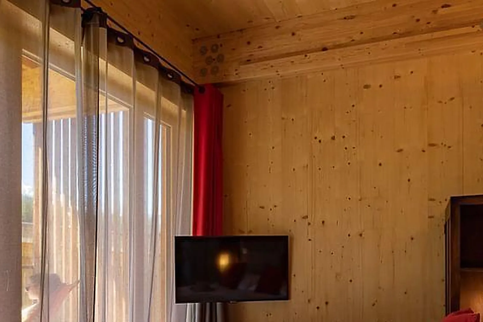 Lieux événementiels, L'AIGUILLE GRIVE CHALETS HÔTEL****