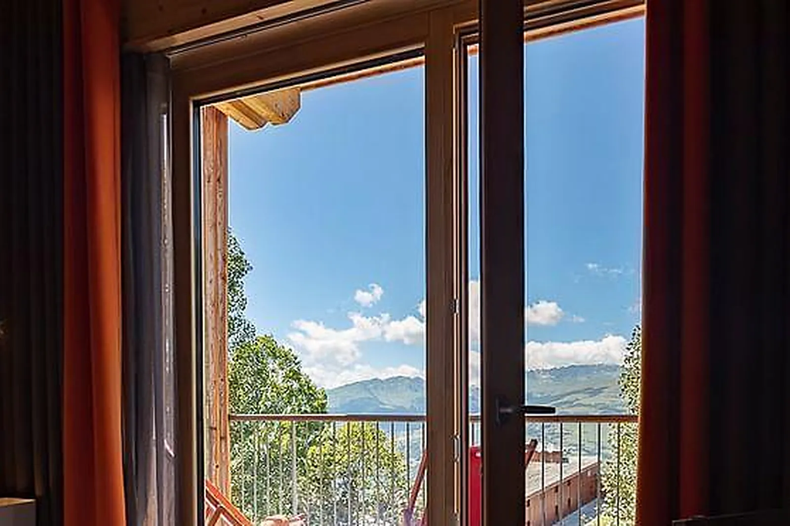 Lieux événementiels, L'AIGUILLE GRIVE CHALETS HÔTEL****