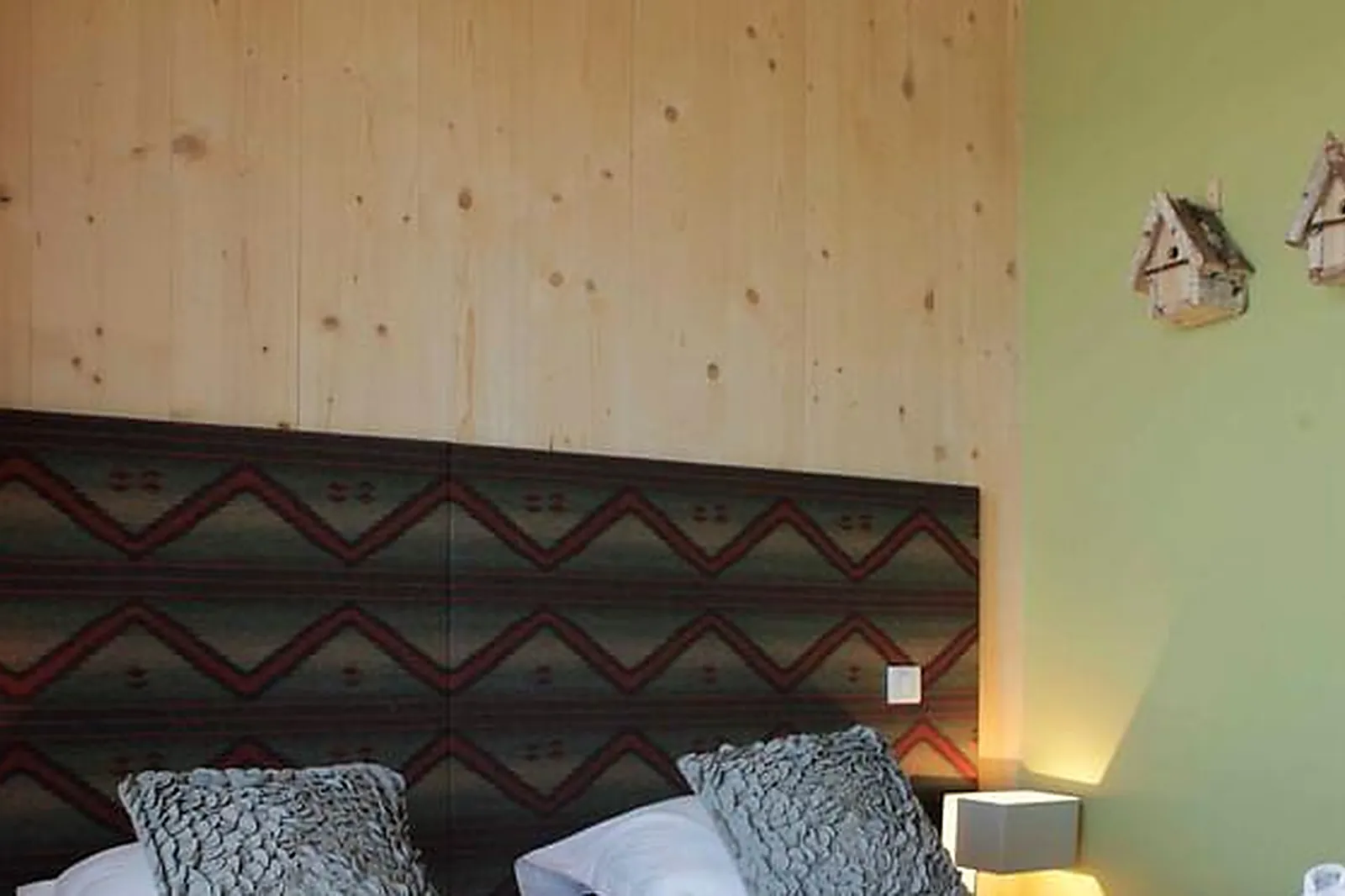 Lieux événementiels, L'AIGUILLE GRIVE CHALETS HÔTEL****