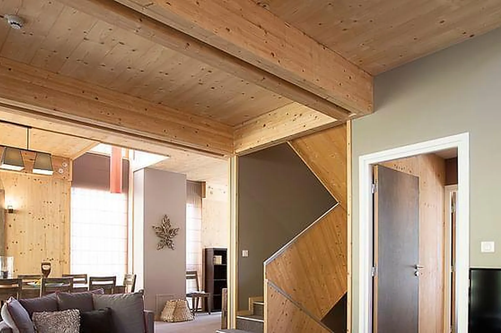 Lieux événementiels, L'AIGUILLE GRIVE CHALETS HÔTEL****