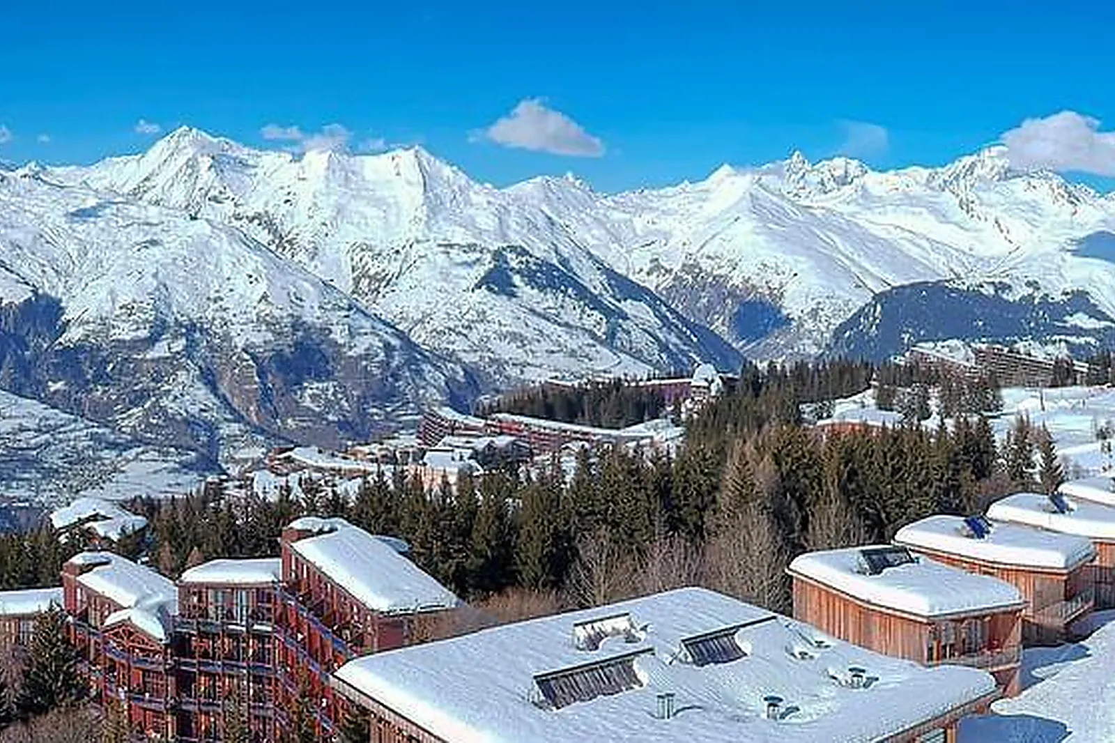 Lieux événementiels, L'AIGUILLE GRIVE CHALETS HÔTEL****