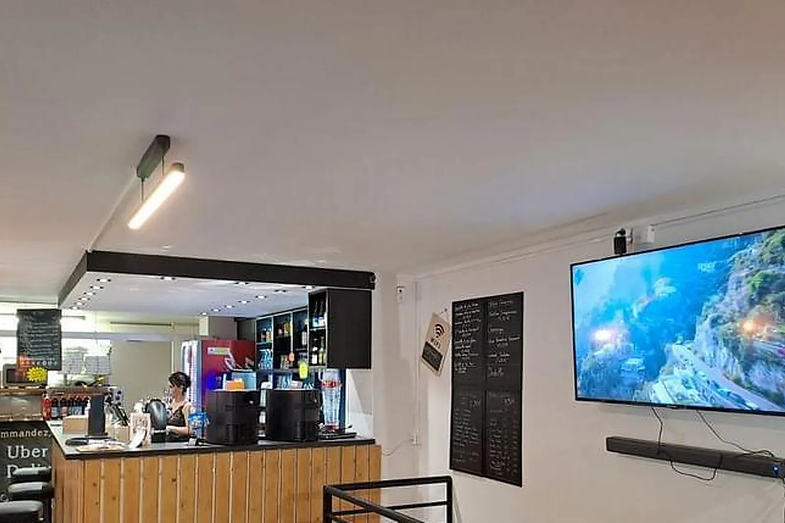 Lieux événementiels, L'AMPHI