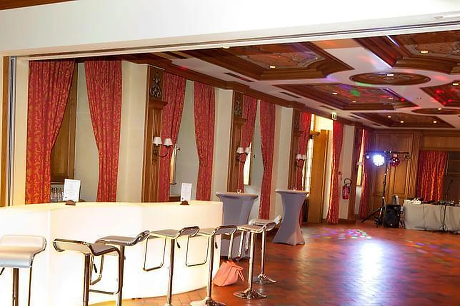 Lieux événementiels, L'ANCIENNE DOUANE