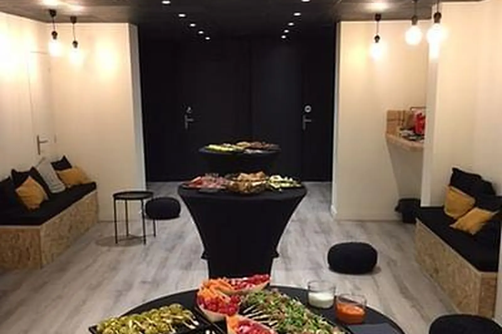 Lieux événementiels, L'ANTICHAMBRE