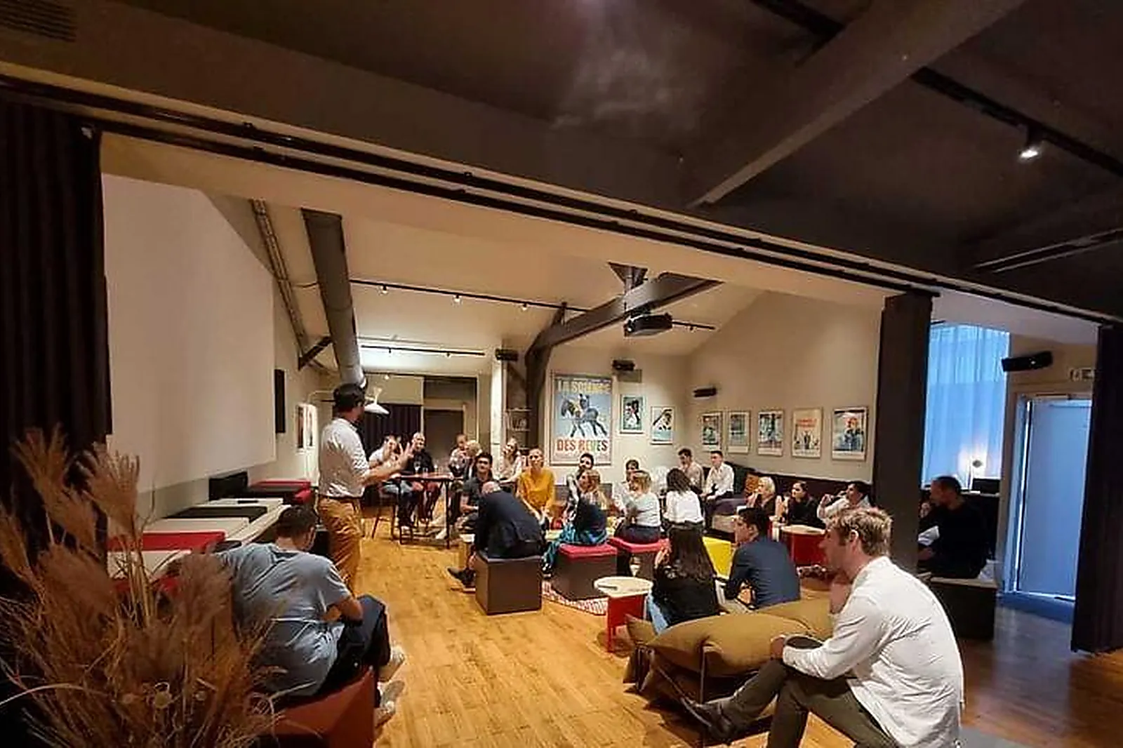 Lieux événementiels, L'APARTÉ LOFT CINÉMA