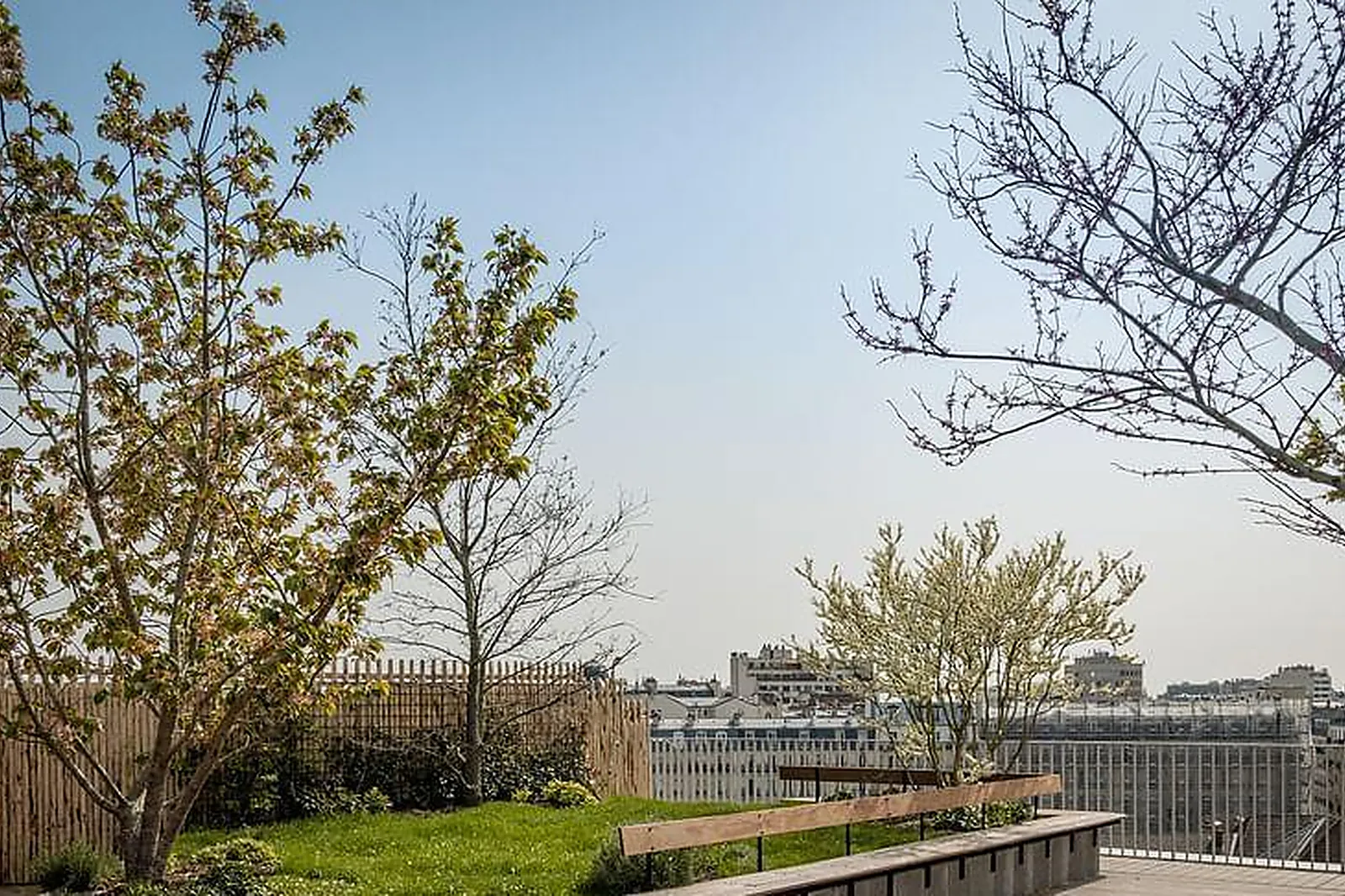 Lieux événementiels, L'APARTÉ ROOFTOP CINÉMA