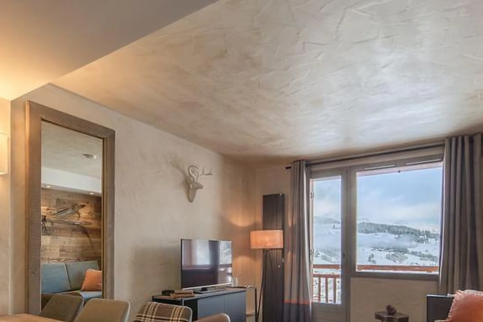 Lieux événementiels, L'ARBOISIE ****