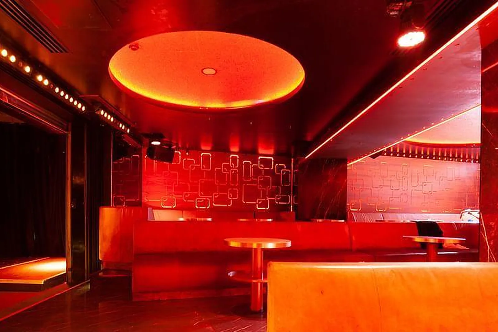 Lieux événementiels, L'ARC PARIS