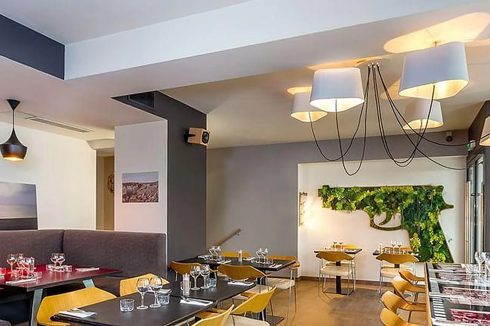 Lieux événementiels, L'ATELIER DES ARTISTES