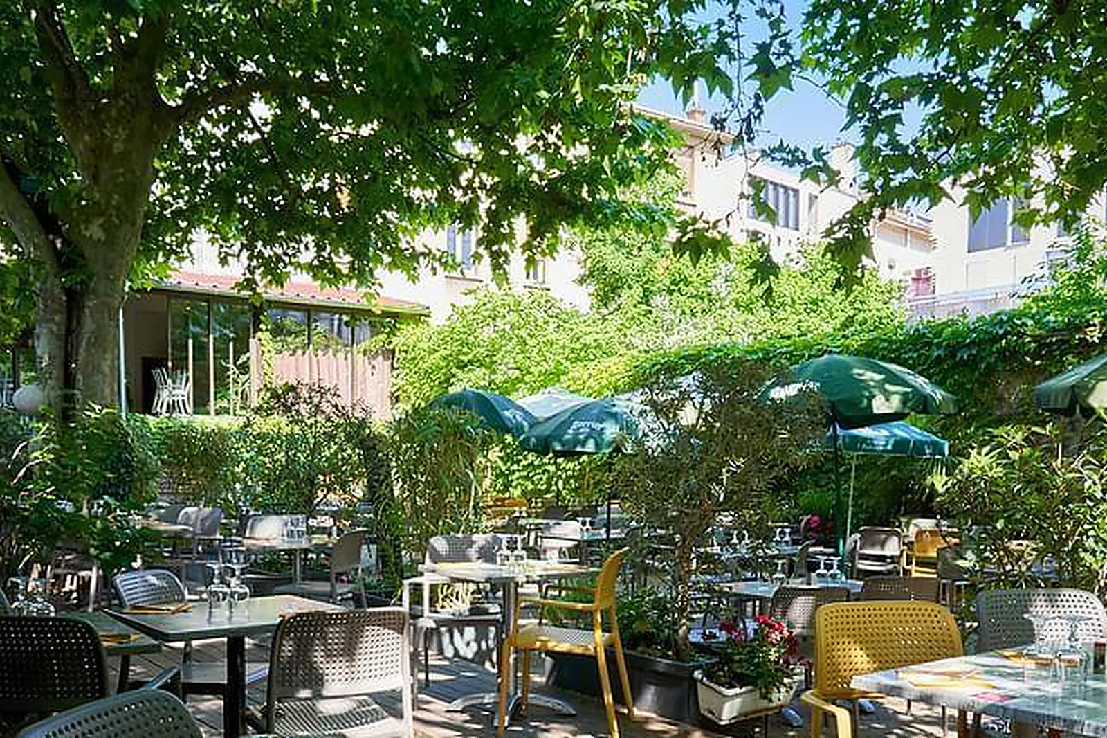 Lieux événementiels, L'AUTRE MONDE