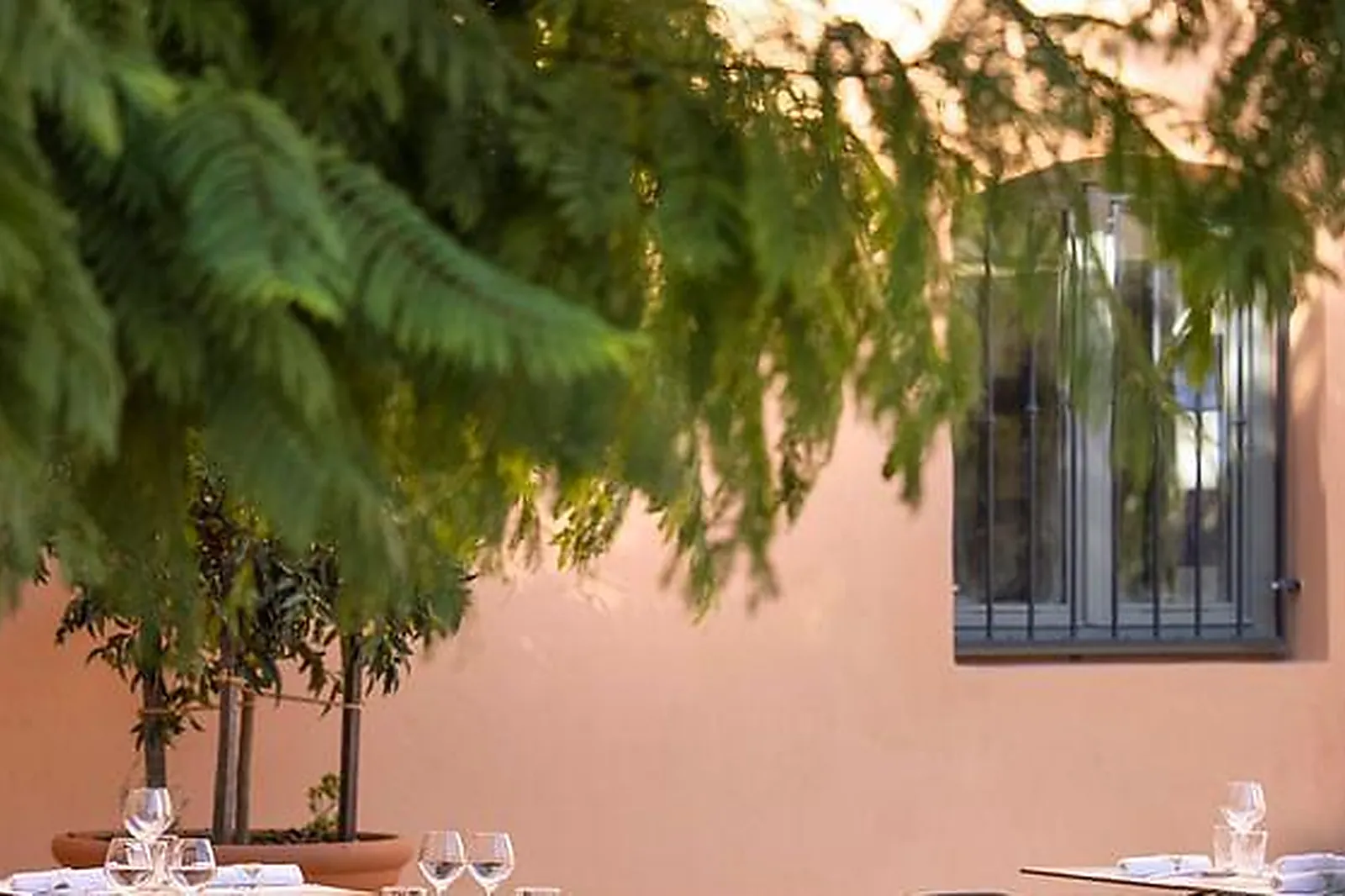 Lieux événementiels, L'EAUTEL TOULON PORT ****