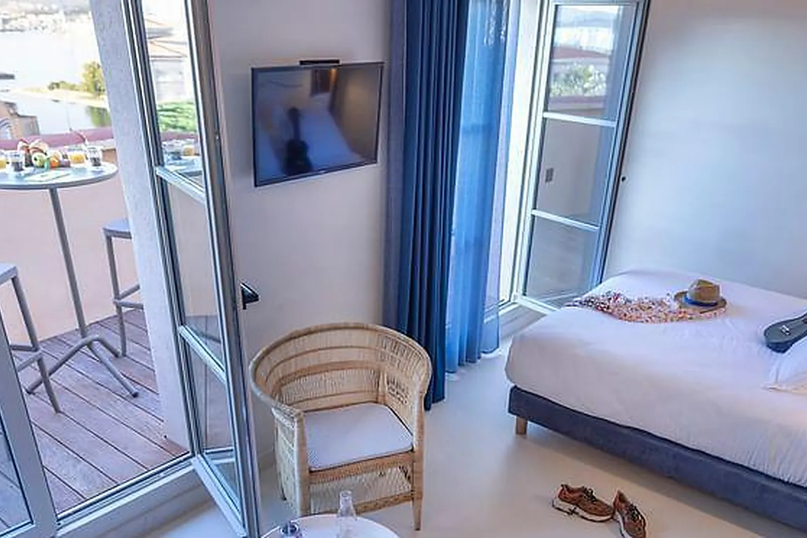 Lieux événementiels, L'EAUTEL TOULON PORT ****