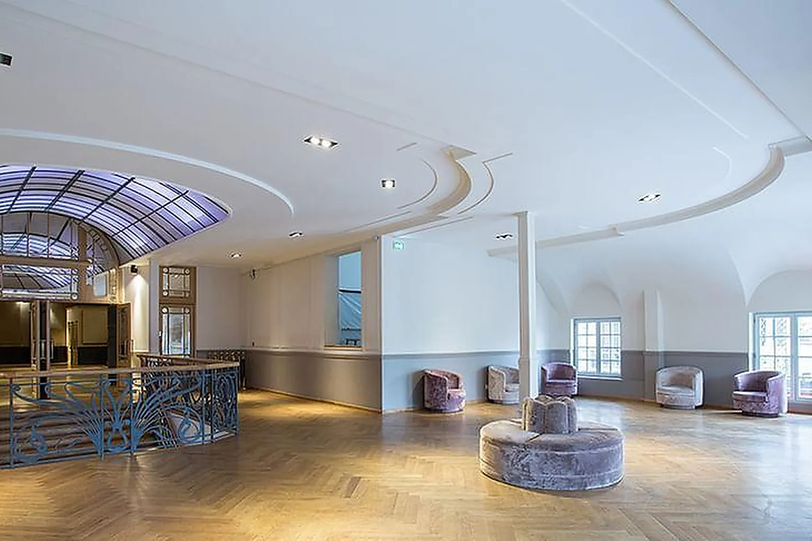 Lieux événementiels, L'ELYSÉE MONTMARTRE