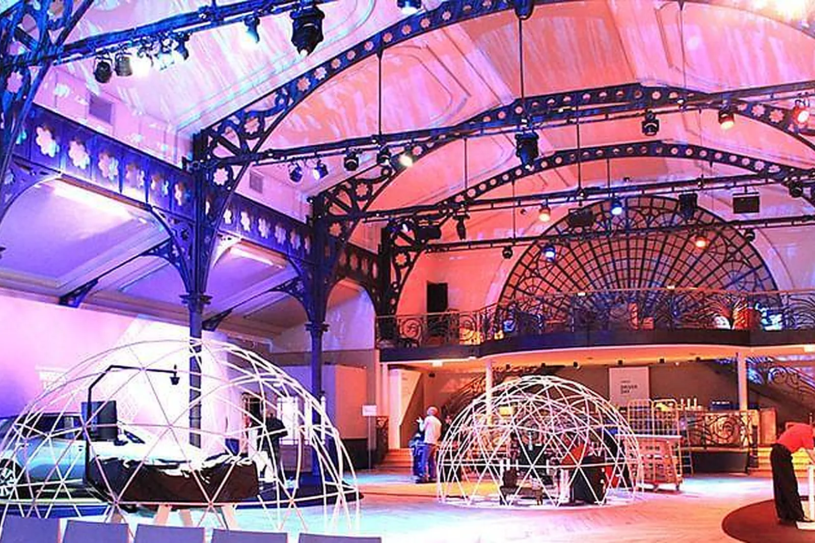 Lieux événementiels, L'ELYSÉE MONTMARTRE