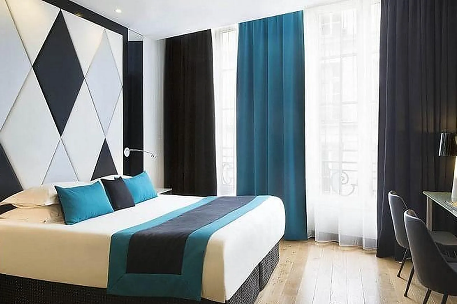 Lieux événementiels, L'EMPIRE PARIS ****