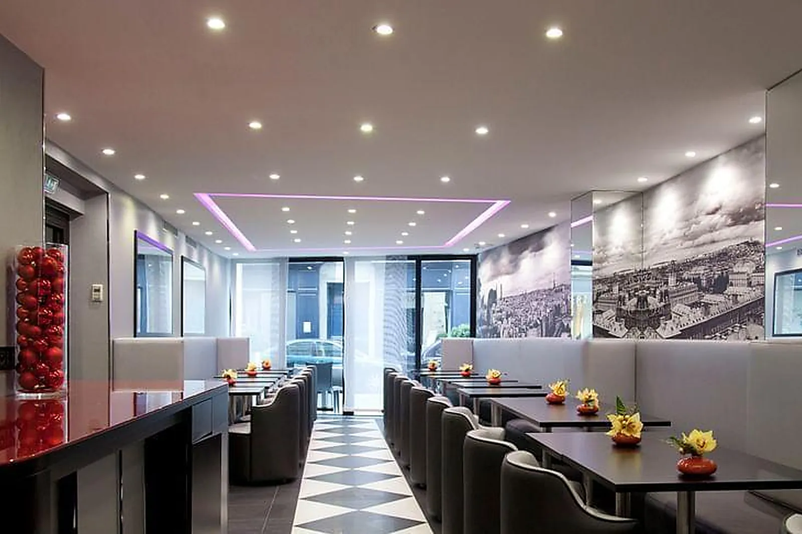 Lieux événementiels, L'EMPIRE PARIS ****