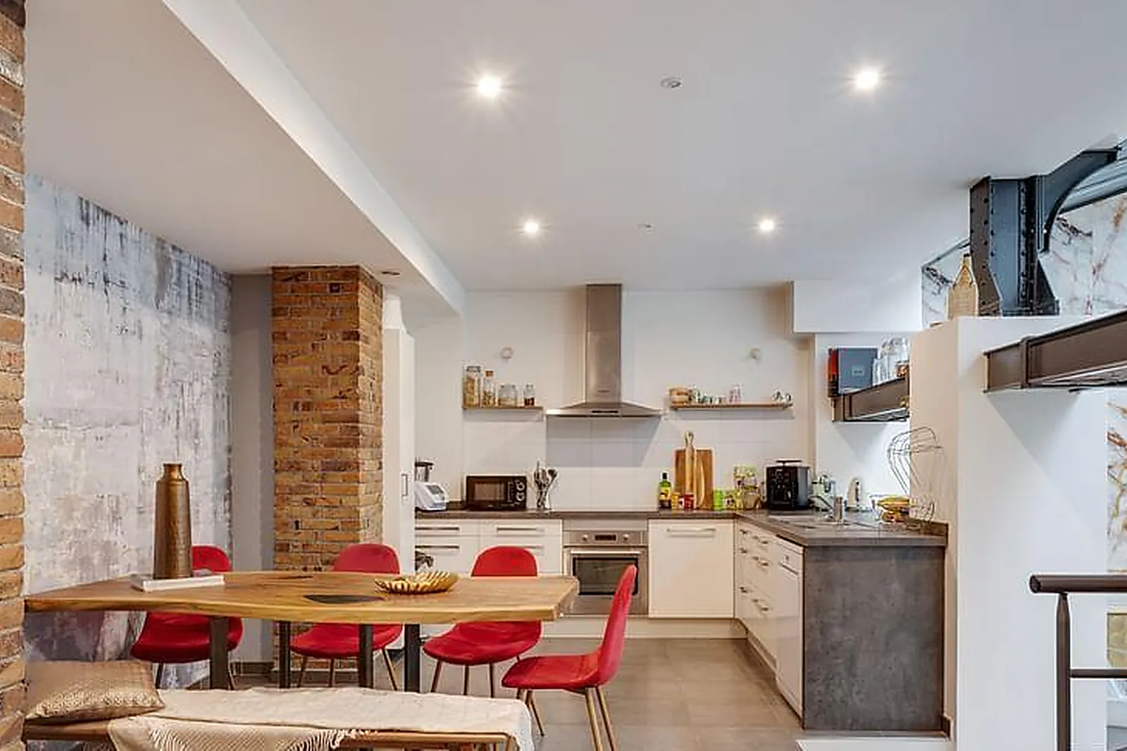 Lieux événementiels, L'ENDROIT