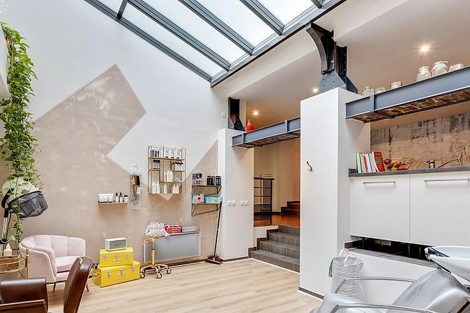 Lieux événementiels, L'ENDROIT