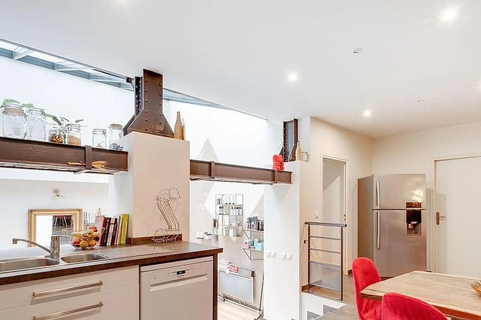 Lieux événementiels, L'ENDROIT