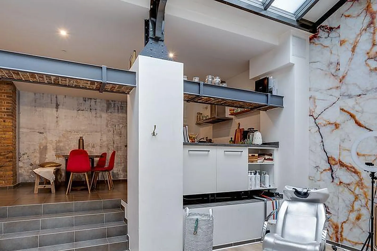 Lieux événementiels, L'ENDROIT