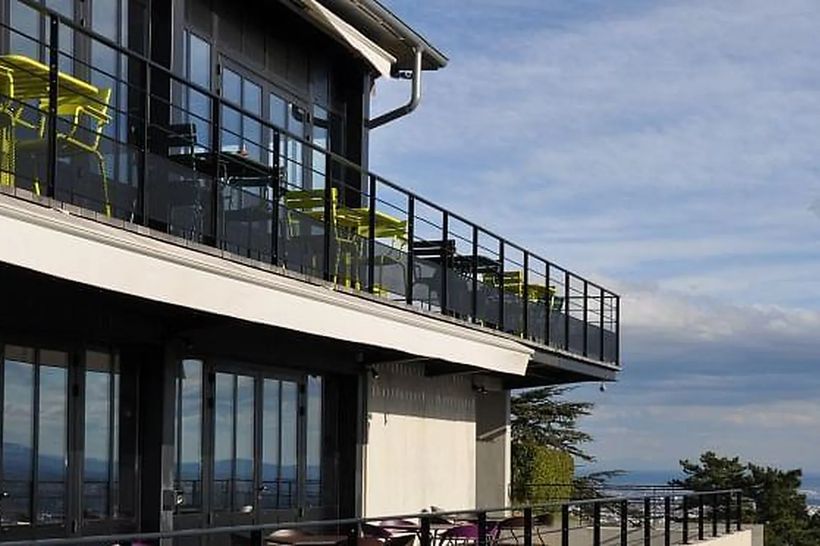 Lieux événementiels, L'ERMITAGE ****