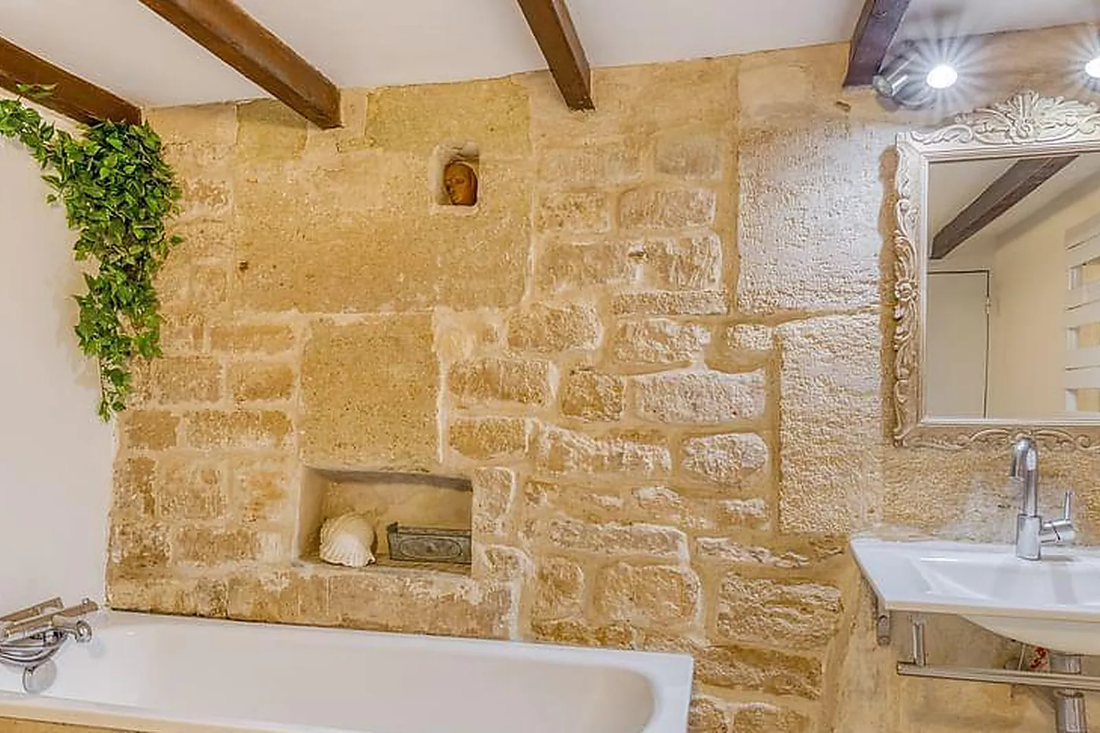 Lieux événementiels, L'ESPACE INSOLITE