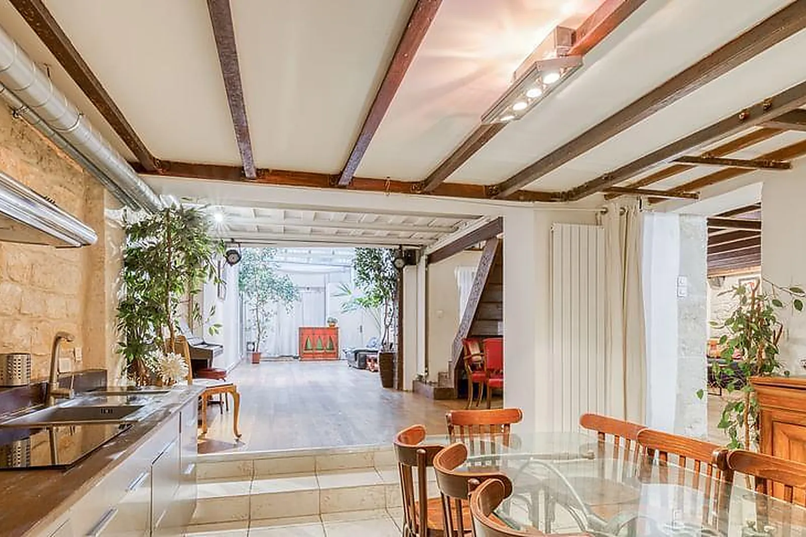 Lieux événementiels, L'ESPACE INSOLITE