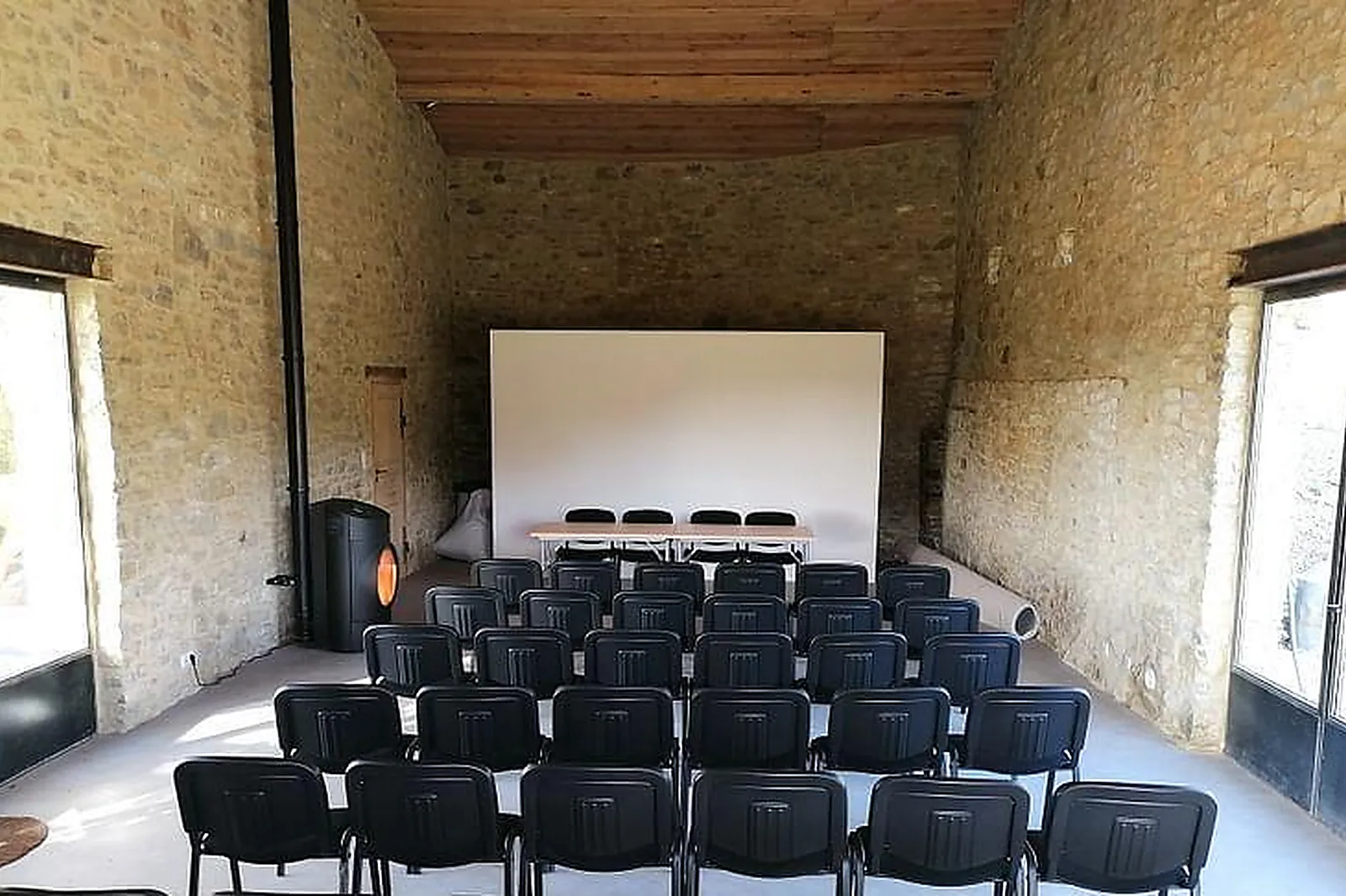 Lieux événementiels, L'ESSENTIEL DE LAVANDE