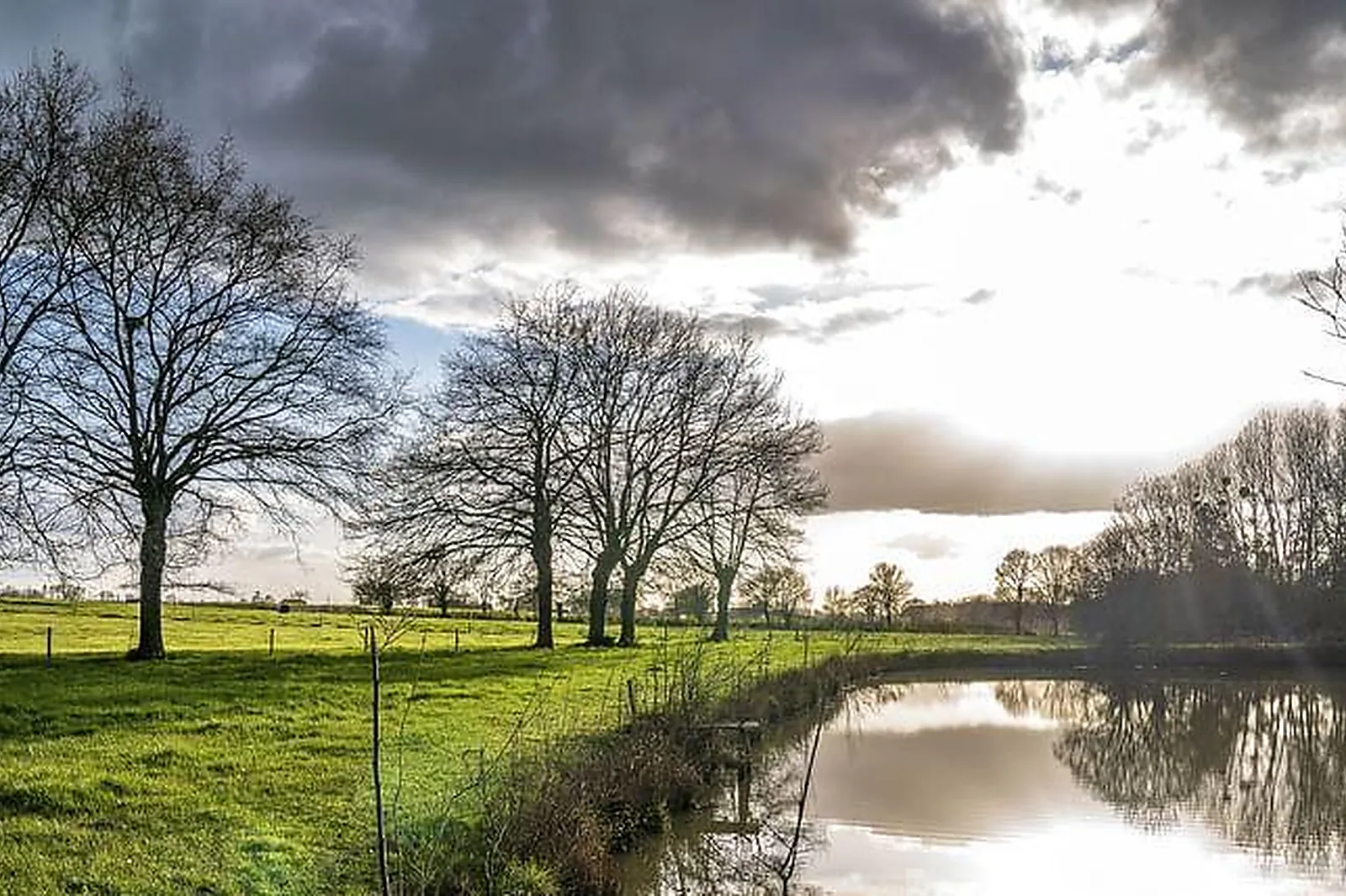 Lieux événementiels, L'ETABLE DES MAUGES