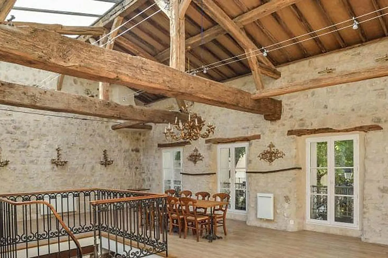 Lieux événementiels, L'ETOILE DE LA BUTTE