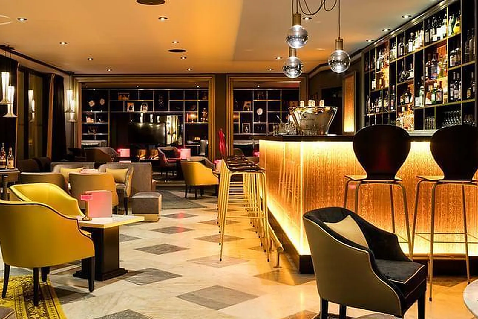 Lieux événementiels, L'HERMITAGE *****