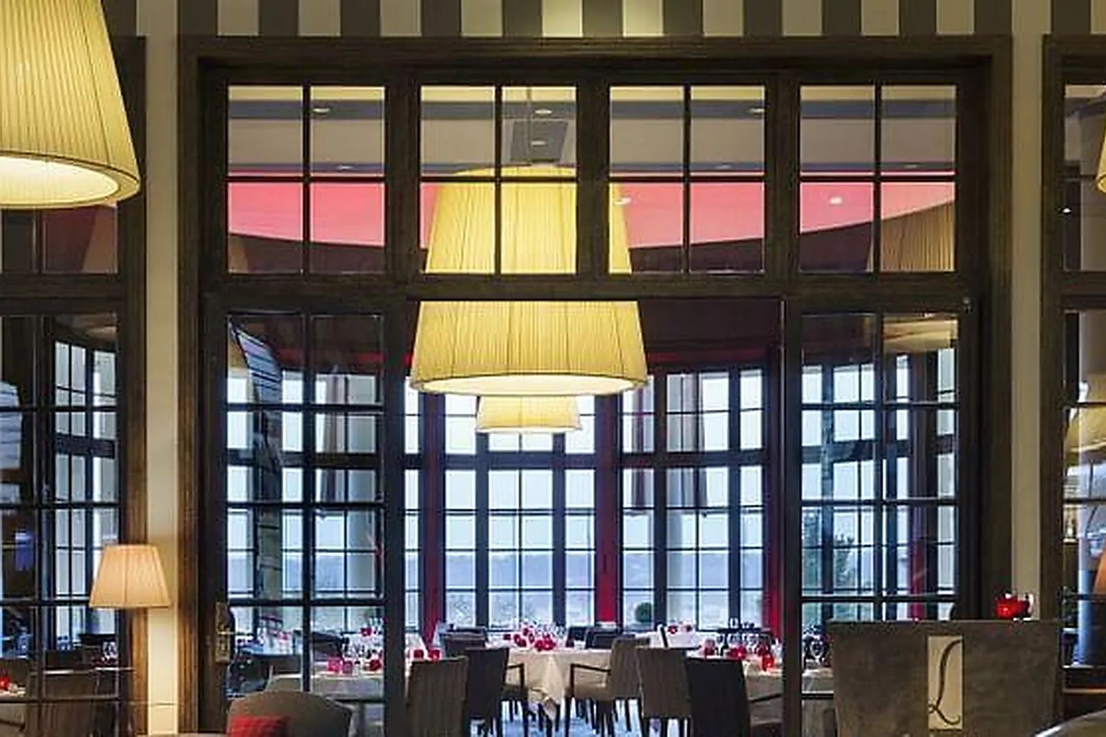 Lieux événementiels, L'HÔTEL DU GOLF ****