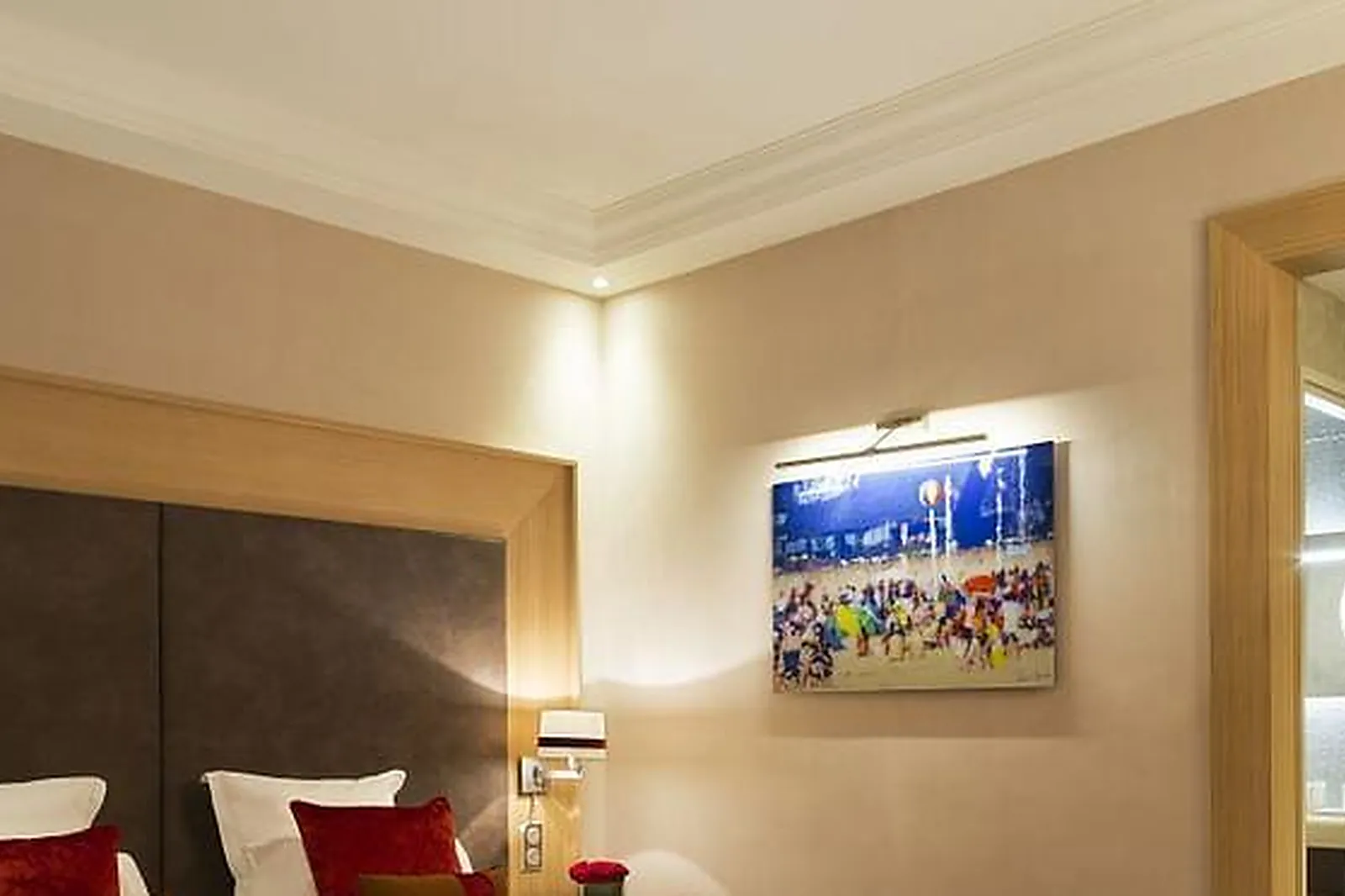 Lieux événementiels, L'HÔTEL DU GOLF ****