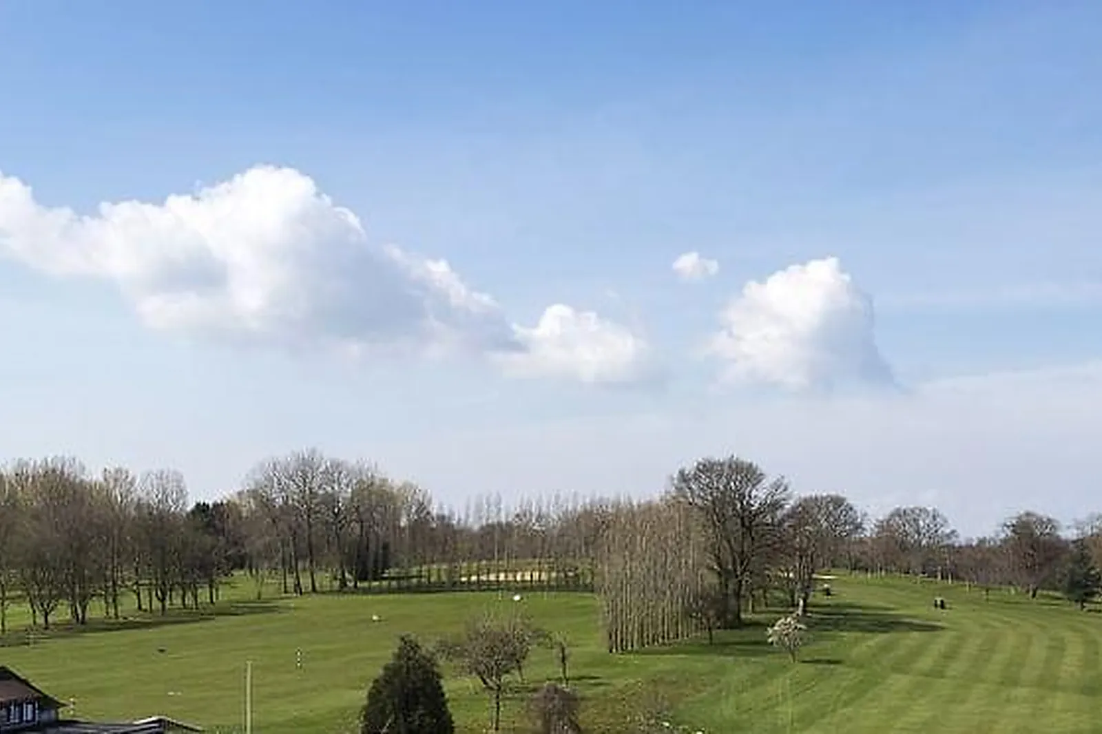 Lieux événementiels, L'HÔTEL DU GOLF ****