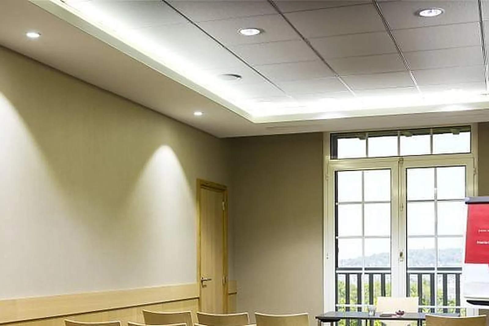 Lieux événementiels, L'HÔTEL DU GOLF ****